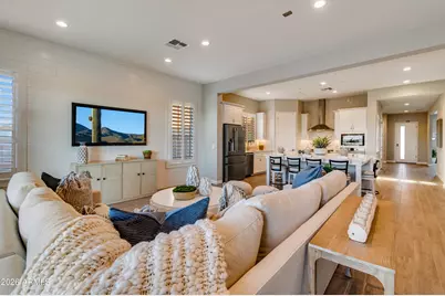 24509 N 24th Way, Phoenix, AZ 85024 - Photo 11