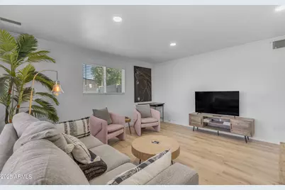 6943 E Granada Road, Scottsdale, AZ 85257 - Photo 5