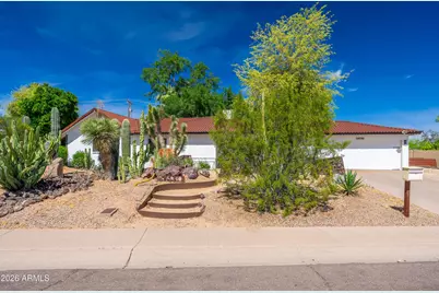 6830 E Paradise Parkway, Scottsdale, AZ 85251 - Photo 1