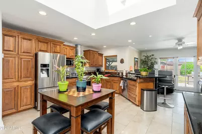 6830 E Paradise Parkway, Scottsdale, AZ 85251 - Photo 11