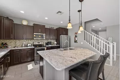 921 S Swallow Lane, Gilbert, AZ 85296 - Photo 9