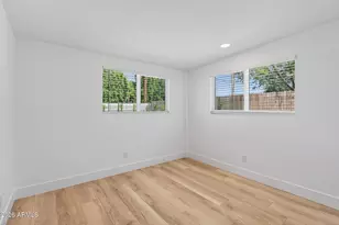 8702 E Monte Vista Rd, Scottsdale, AZ 85257 - Photo 21