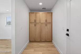 8702 E Monte Vista Rd, Scottsdale, AZ 85257 - Photo 13