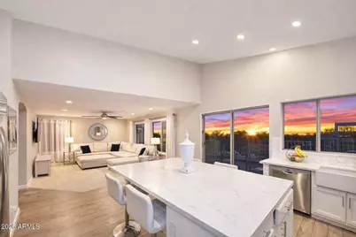 10382 E Hillery Drive, Scottsdale, AZ 85255 - Photo 13