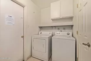 8625 E Osborn Rd, Scottsdale, AZ 85251 - Photo 35