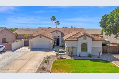 7965 W Robin Lane, Peoria, AZ 85383 - Photo 1