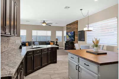 7965 W Robin Lane, Peoria, AZ 85383 - Photo 15