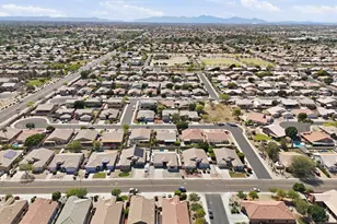 7575 W Tierra Buena Ln, Peoria, AZ 85382 - Photo 45