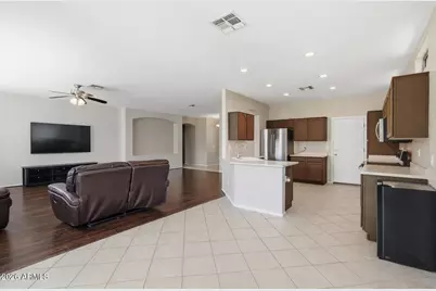 7575 W Tierra Buena Lane, Peoria, AZ 85382 - Photo 13