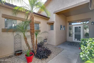 13803 W Watson Lane, Surprise, AZ 85379 - Photo 7