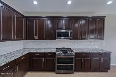 13803 W Watson Lane, Surprise, AZ 85379 - Photo 21