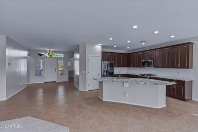 13803 W Watson Lane, Surprise, AZ 85379 - Photo 17