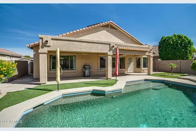 13803 W Watson Lane, Surprise, AZ 85379 - Photo 51