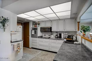 12403 N Cantata Ct, Sun City, AZ 85351 - Photo 7