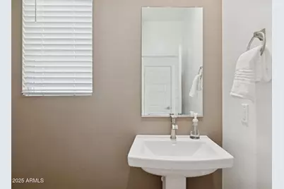 11874 W Burnside Trail, Peoria, AZ 85383 - Photo 15