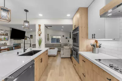 3046 E Glade Avenue, Mesa, AZ 85204 - Photo 9