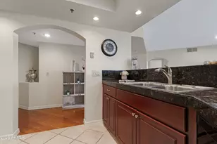 5104 N 32nd St, Phoenix, AZ 85018 - Photo 7