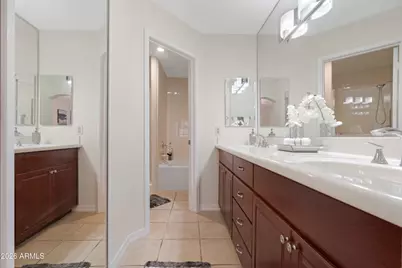 5104 N 32nd Street #126, Phoenix, AZ 85018 - Photo 15