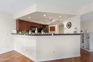 5104 N 32nd St, Phoenix, AZ 85018 - Photo 9