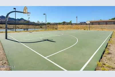 10232 N 12th Court #Unit 2, Phoenix, AZ 85020 - Photo 17