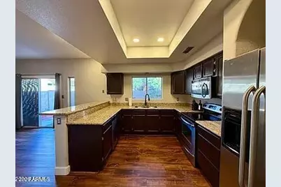 10232 N 12th Court #Unit 2, Phoenix, AZ 85020 - Photo 5