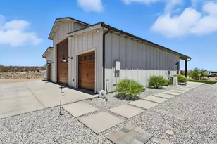 37827 S Gods Country Rd, Wickenburg, AZ 85390 - Photo 67