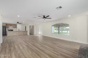 2138 W Keim Dr, Phoenix, AZ 85015 - Photo 9