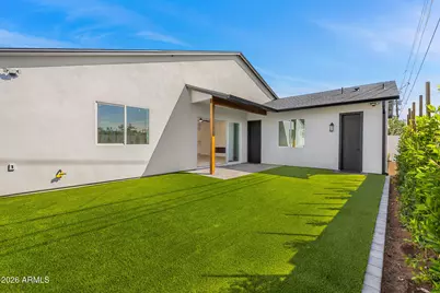 3002 N 53rd Place, Phoenix, AZ 85018 - Photo 45