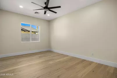 3002 N 53rd Place, Phoenix, AZ 85018 - Photo 29