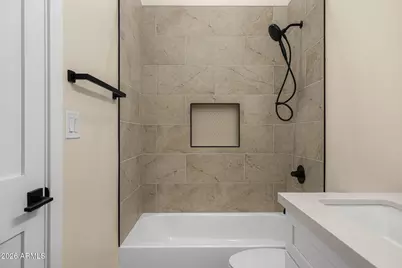 3002 N 53rd Place, Phoenix, AZ 85018 - Photo 35