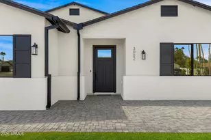 3002 N 53rd Pl, Phoenix, AZ 85018 - Photo 5