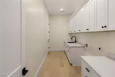 3002 N 53rd Place, Phoenix, AZ 85018 - Photo 43