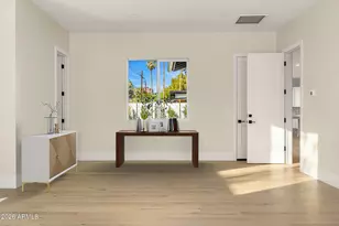 3002 N 53rd Pl, Phoenix, AZ 85018 - Photo 41