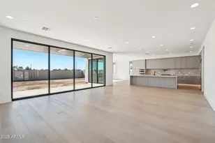 2351 E Aquarius Pl, Chandler, AZ 85249 - Photo 7