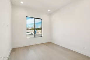 2351 E Aquarius Pl, Chandler, AZ 85249 - Photo 25