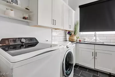 4528 N 39th Place, Phoenix, AZ 85018 - Photo 23