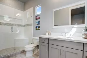 4528 North 39th Pl, Phoenix, AZ 85018 - Photo 17