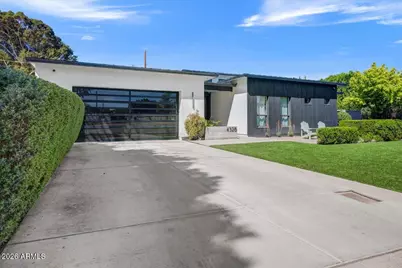 4528 N 39th Place, Phoenix, AZ 85018 - Photo 3