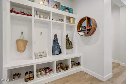 4528 N 39th Place, Phoenix, AZ 85018 - Photo 13