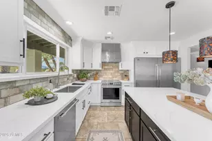 2449 W Sunrise Dr, Phoenix, AZ 85041 - Photo 23