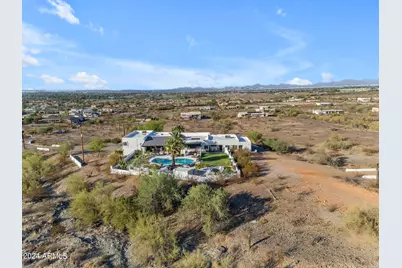 2449 W Sunrise Drive, Phoenix, AZ 85041 - Photo 101