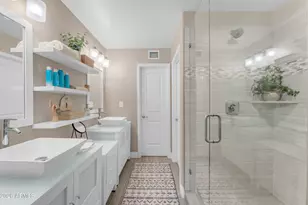 2449 W Sunrise Dr, Phoenix, AZ 85041 - Photo 39