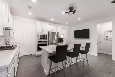 14572 W Reade Avenue, Litchfield Park, AZ 85340 - Photo 13