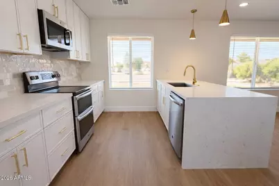 20031 N 17th Lane, Phoenix, AZ 85027 - Photo 5