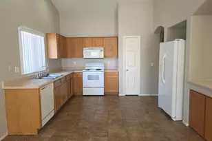 10783 W Edgemont Ave, Avondale, AZ 85392 - Photo 9