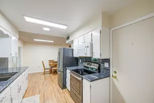 9909 W Newport Dr, Sun City, AZ 85351 - Photo 19