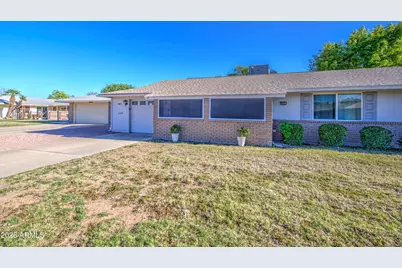 9909 W Newport Drive, Sun City, AZ 85351 - Photo 11