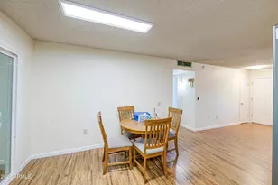 9909 W Newport Dr, Sun City, AZ 85351 - Photo 21