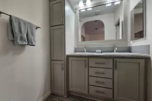 650 N Hawes Rd, Mesa, AZ 85207 - Photo 27