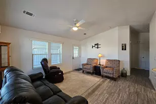 650 N Hawes Rd, Mesa, AZ 85207 - Photo 17